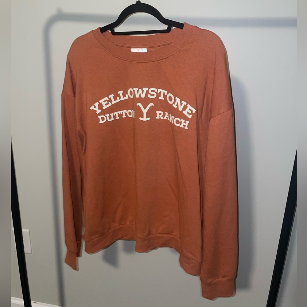 NWT Yellowstone Sweatshirt